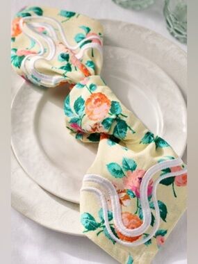 Madeline Napkins, Set of 2 in Yellow Floral